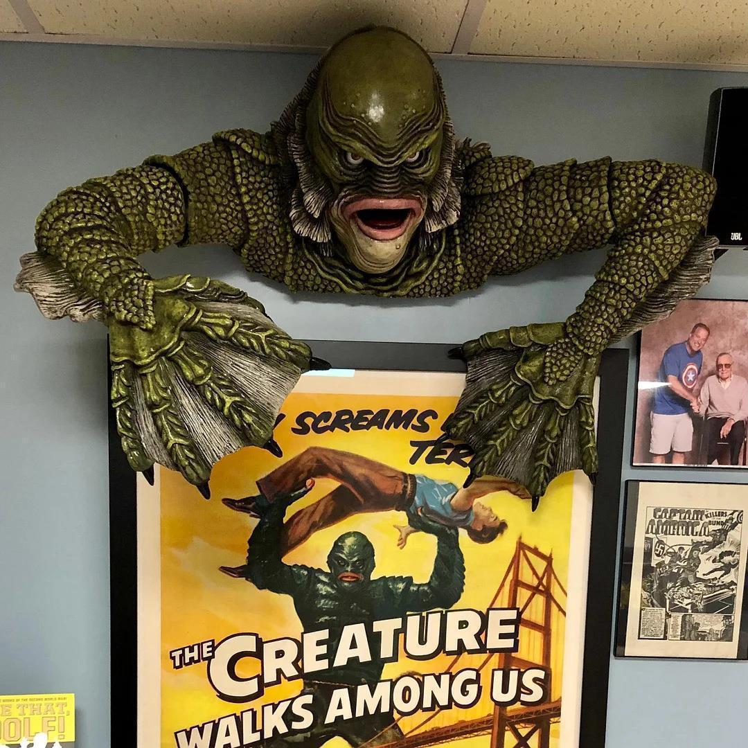 Creature from the Black Lagoon - огляд і ціна Outdoor Furniture Resin