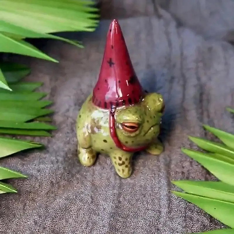 Witch Hat Little Frog Statue R - огляд і ціна Outdoor Furniture Resin
