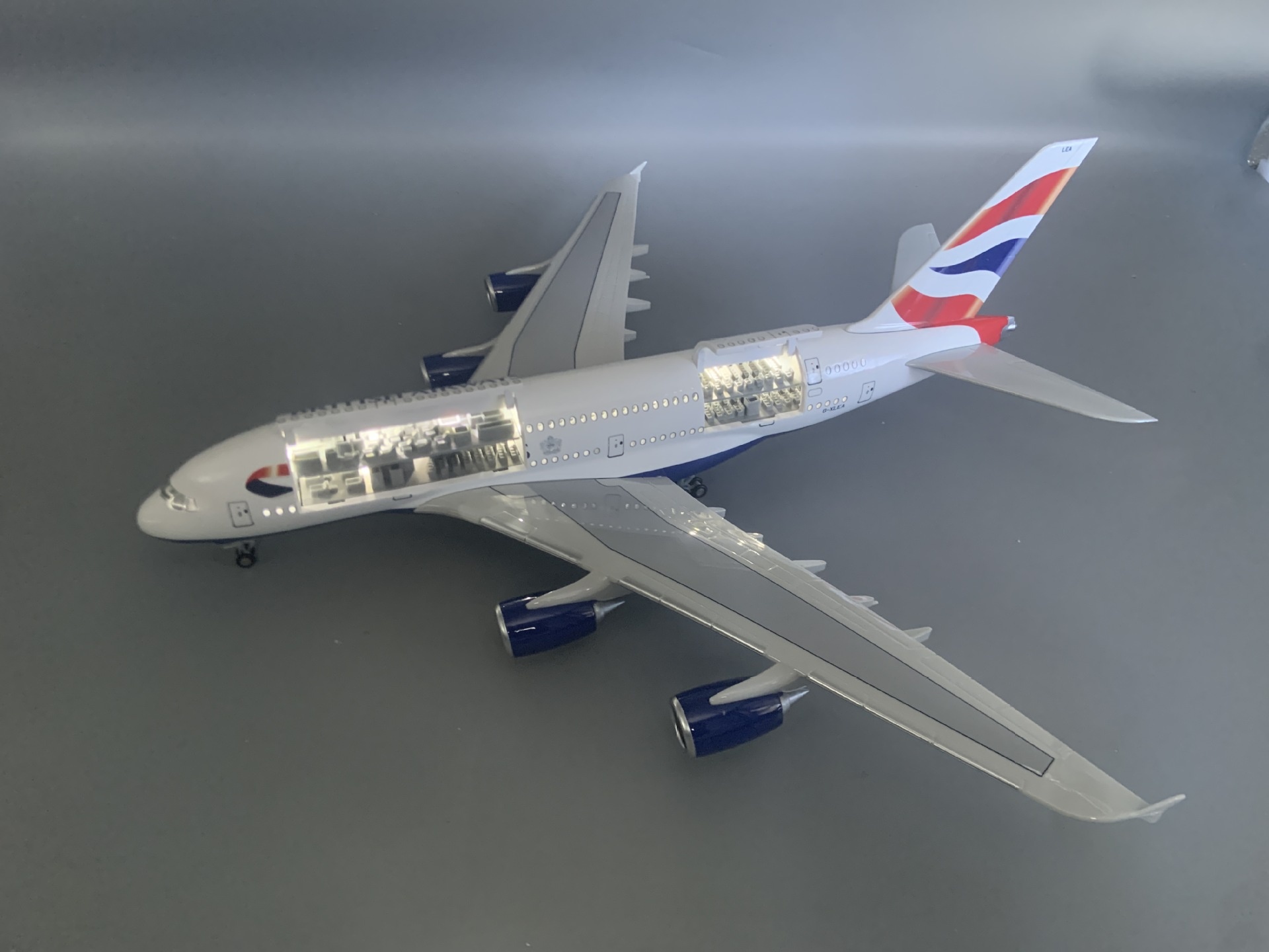 46CM Airplane Scale British Ai - огляд і ціна Outdoor Furniture Glider